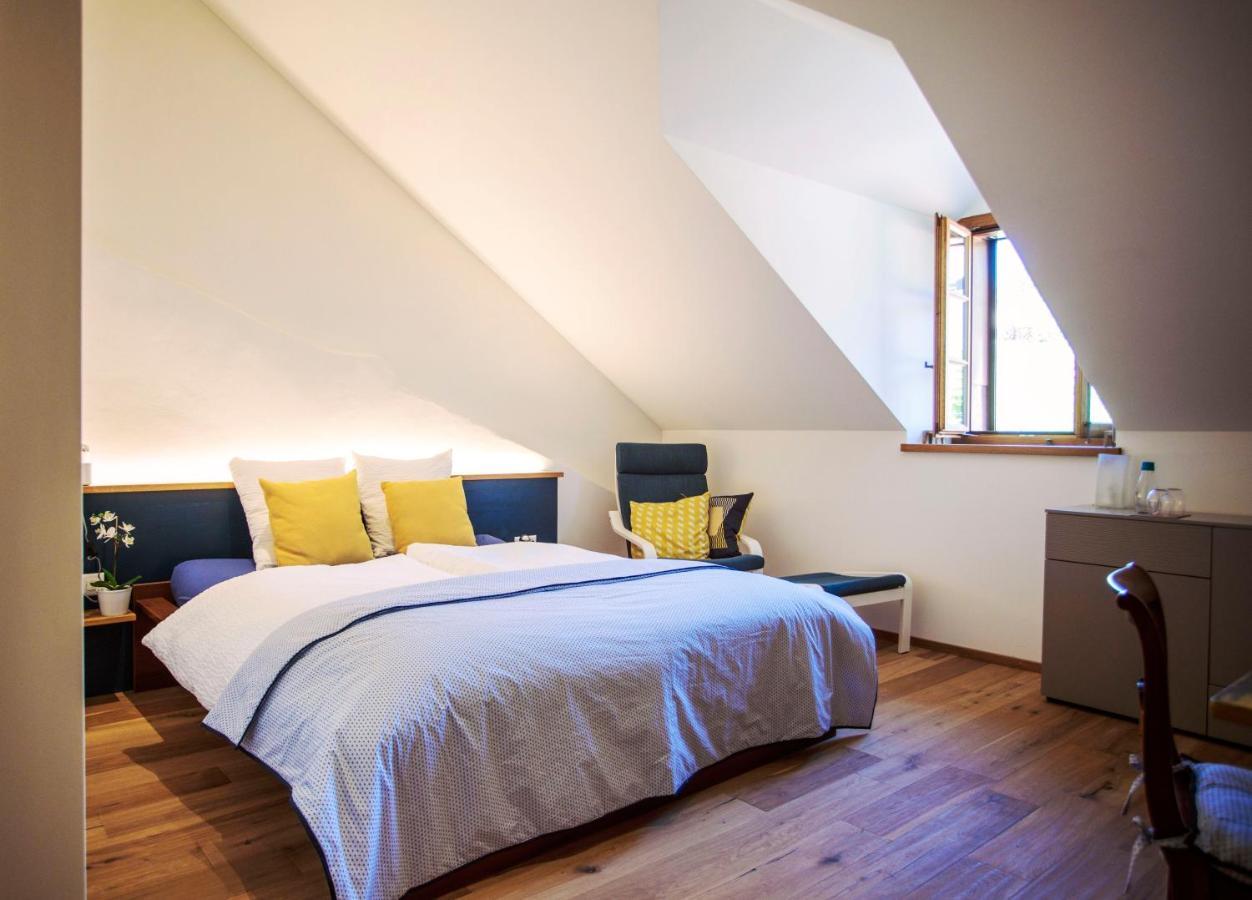 Bed and Breakfast Aux Trois Soleils Chexbres Exterior foto