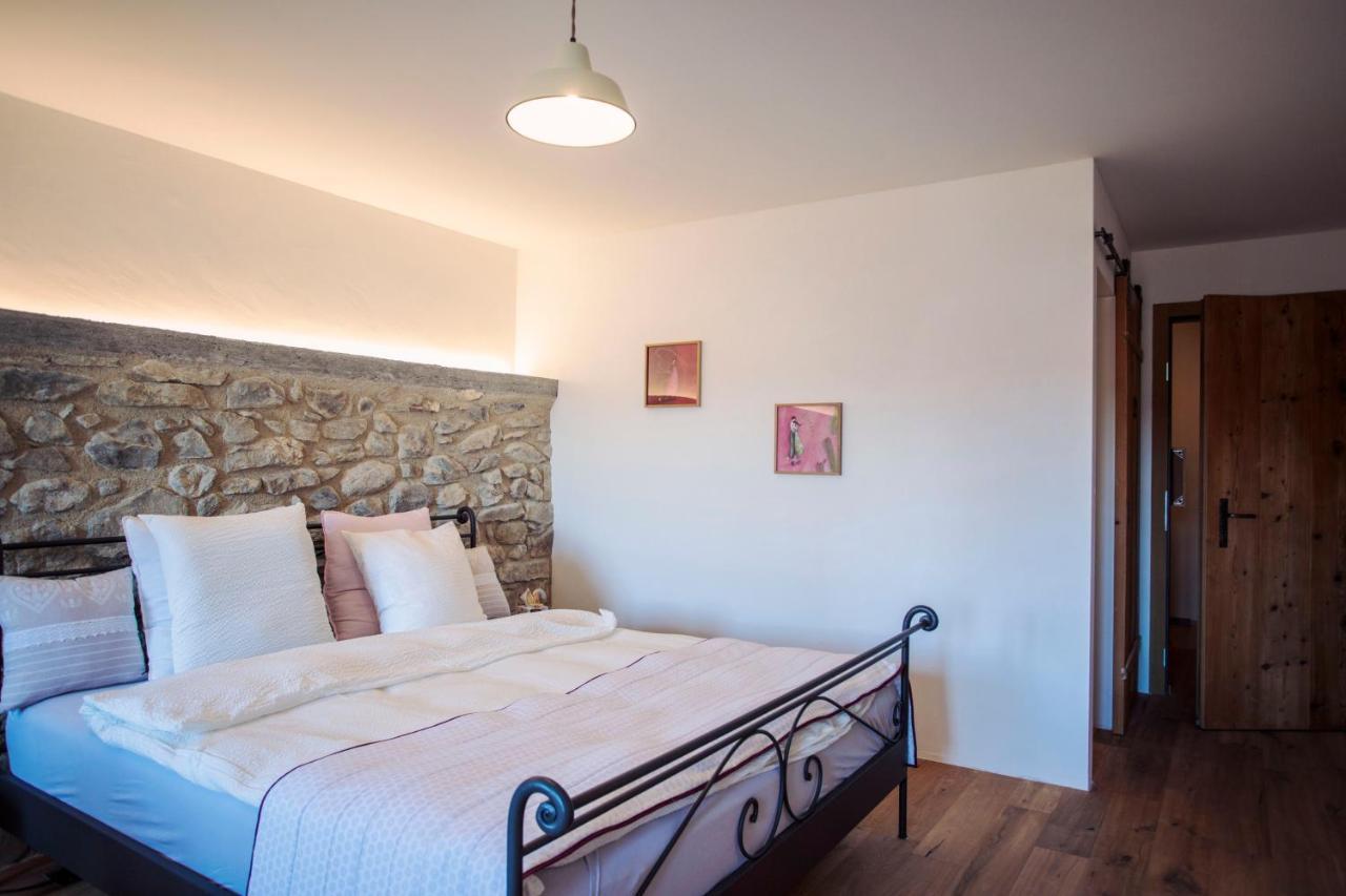 Bed and Breakfast Aux Trois Soleils Chexbres Exterior foto